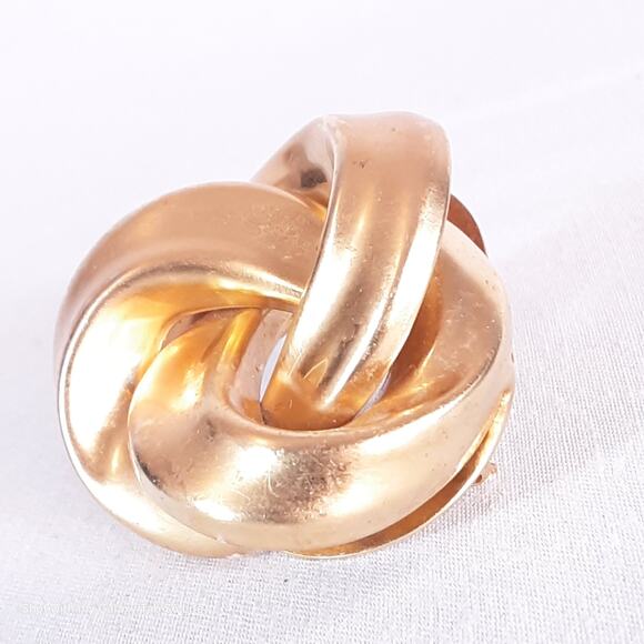 Knotted Brooch Gold Tone Matte Metal - Picture 4 of 8